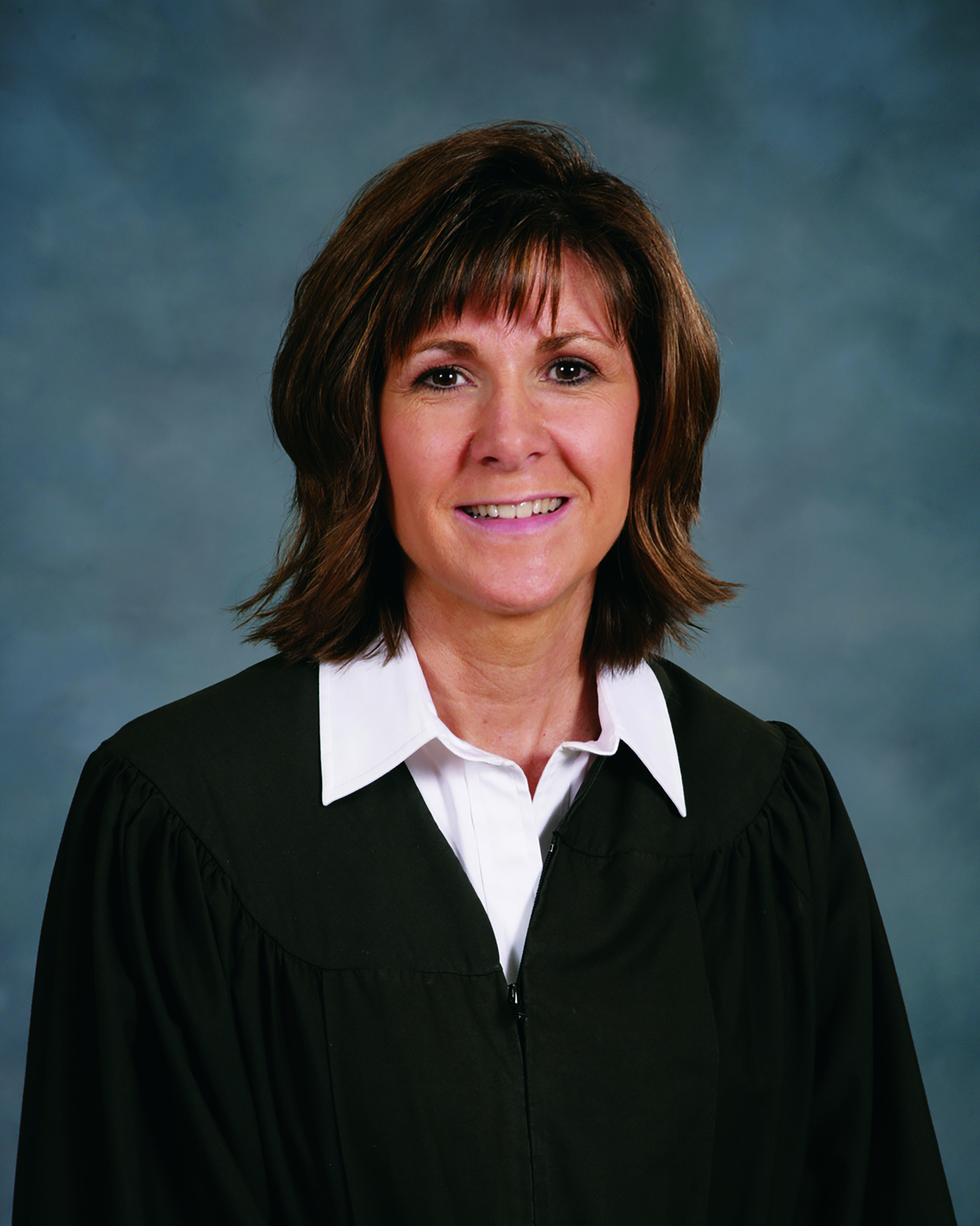 Official portrait of Judge Donna L. Dixon. 