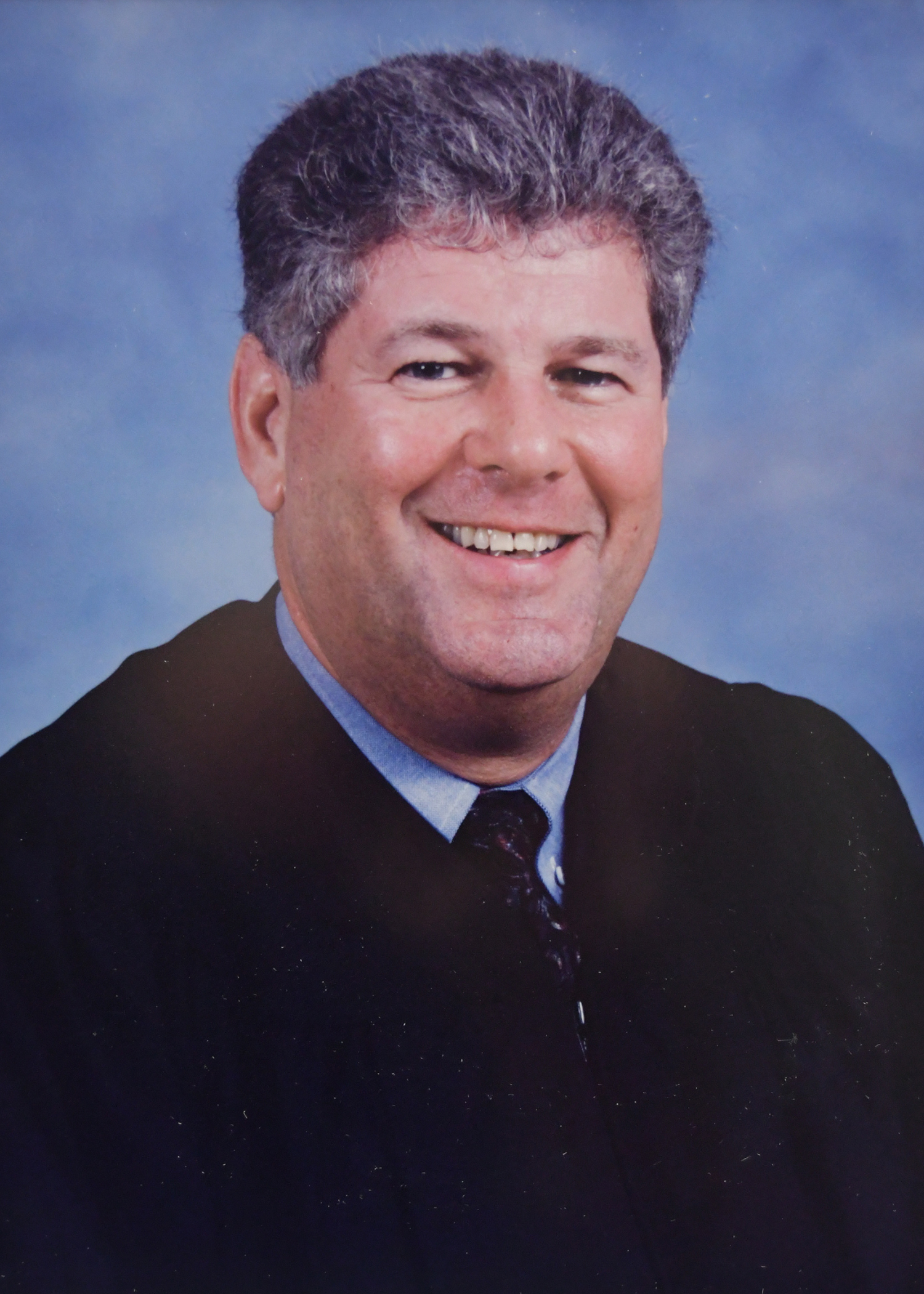 Official portrait of Judge Edmund Karem. 