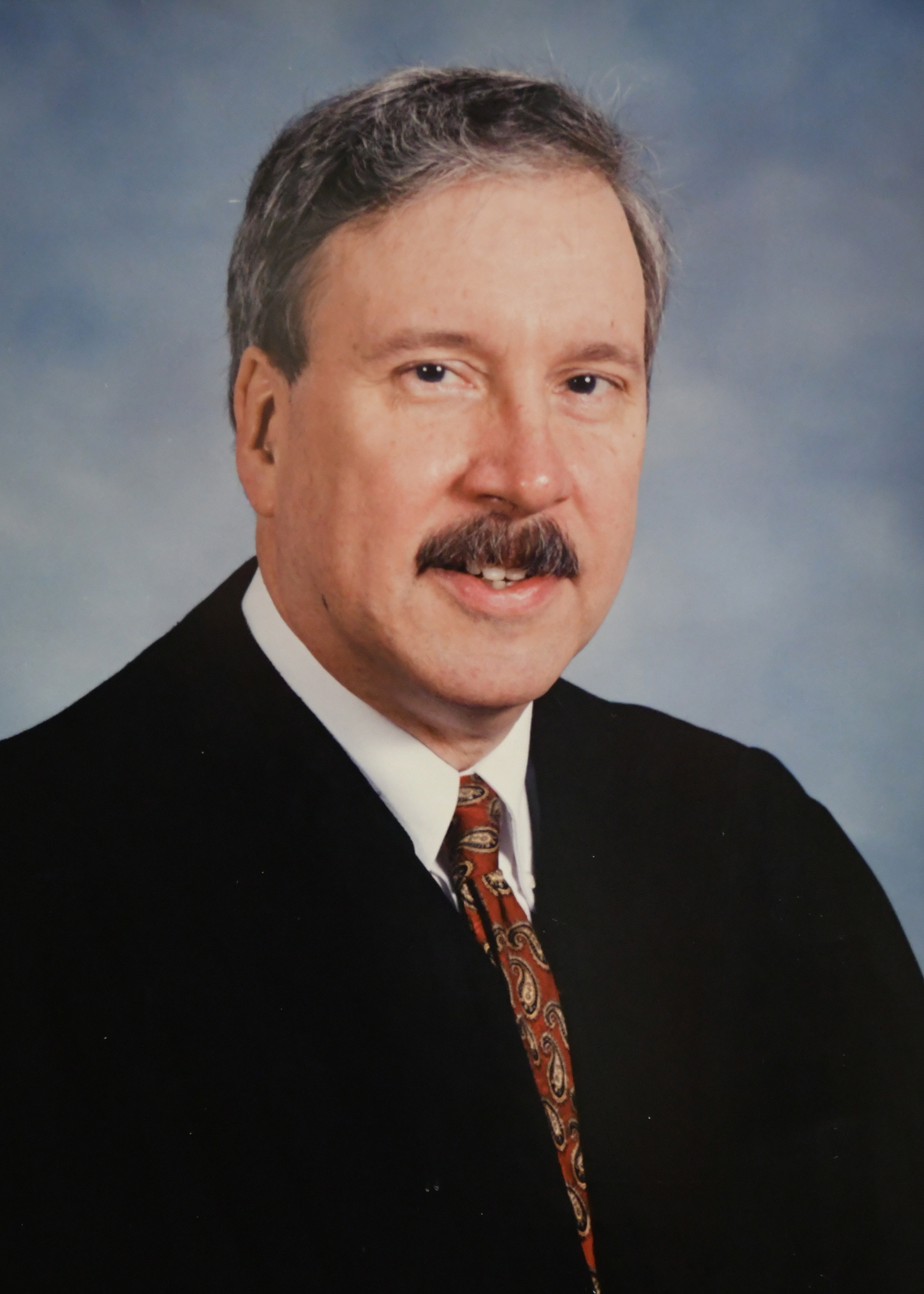 Official portrait of Judge David L. Knox. 