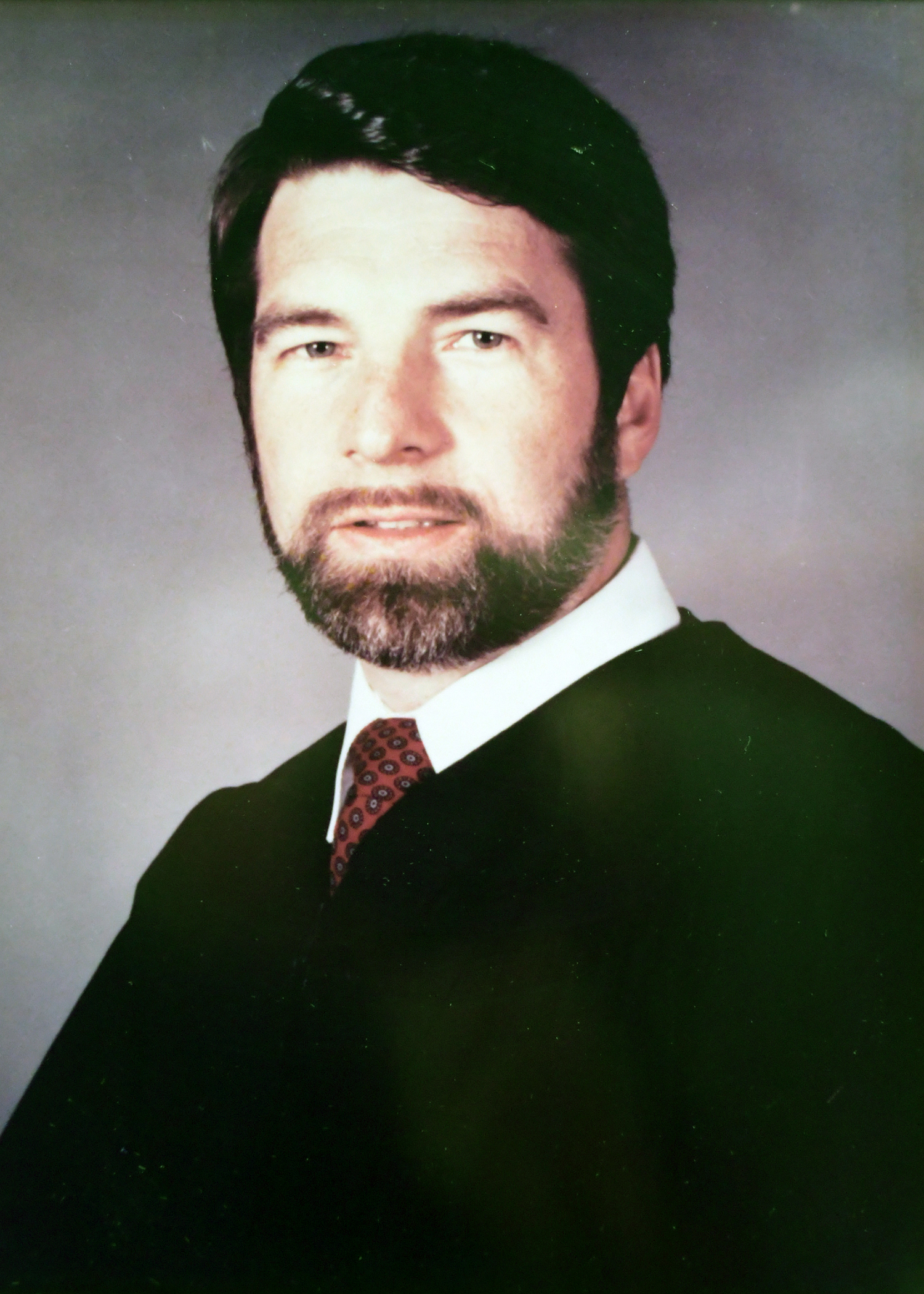Offiical portrait of Judge Will Schroder. 
