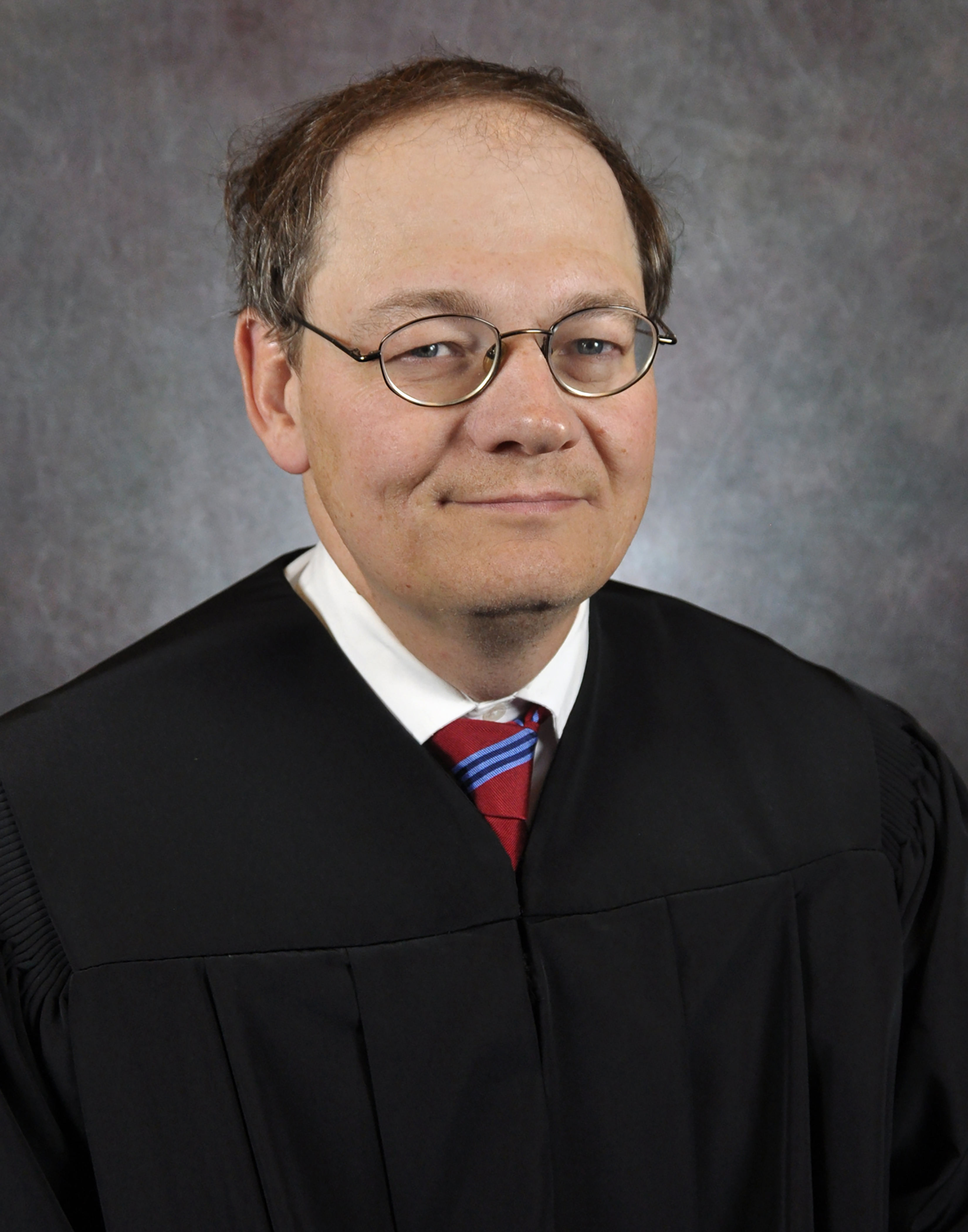 Official portrait Judge John R. Spalding. 