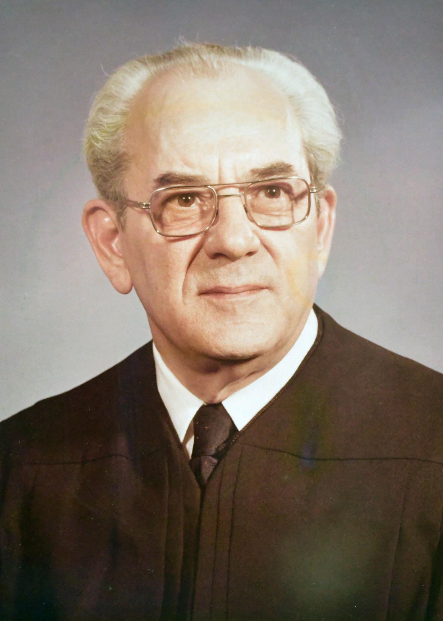 Offiical portrait of Justice John D. White. 